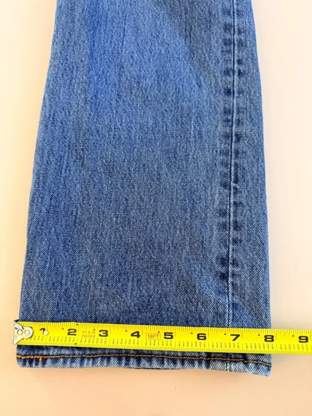 Levis 501 Mens Jeans W34 L32 Button Fly Blue Denim Straight Leg